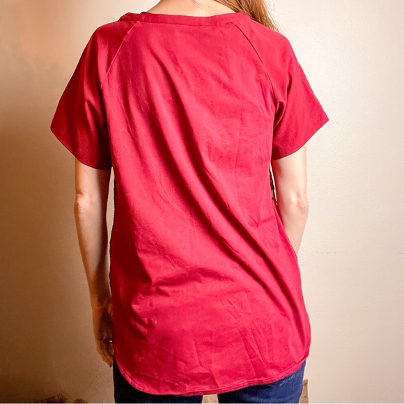 EUC Van Heusen red sheer front top - Picture 4 of 5